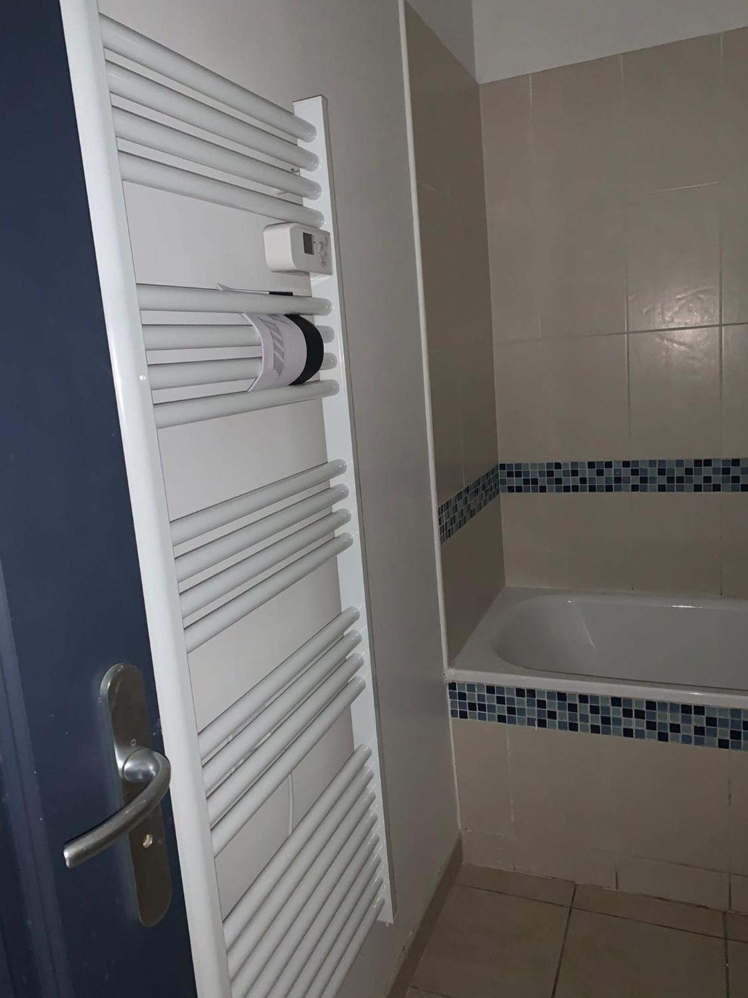 Apartment Heliotel Marine 4* Bord De Mer Saint-Laurent-du-Var Room photo